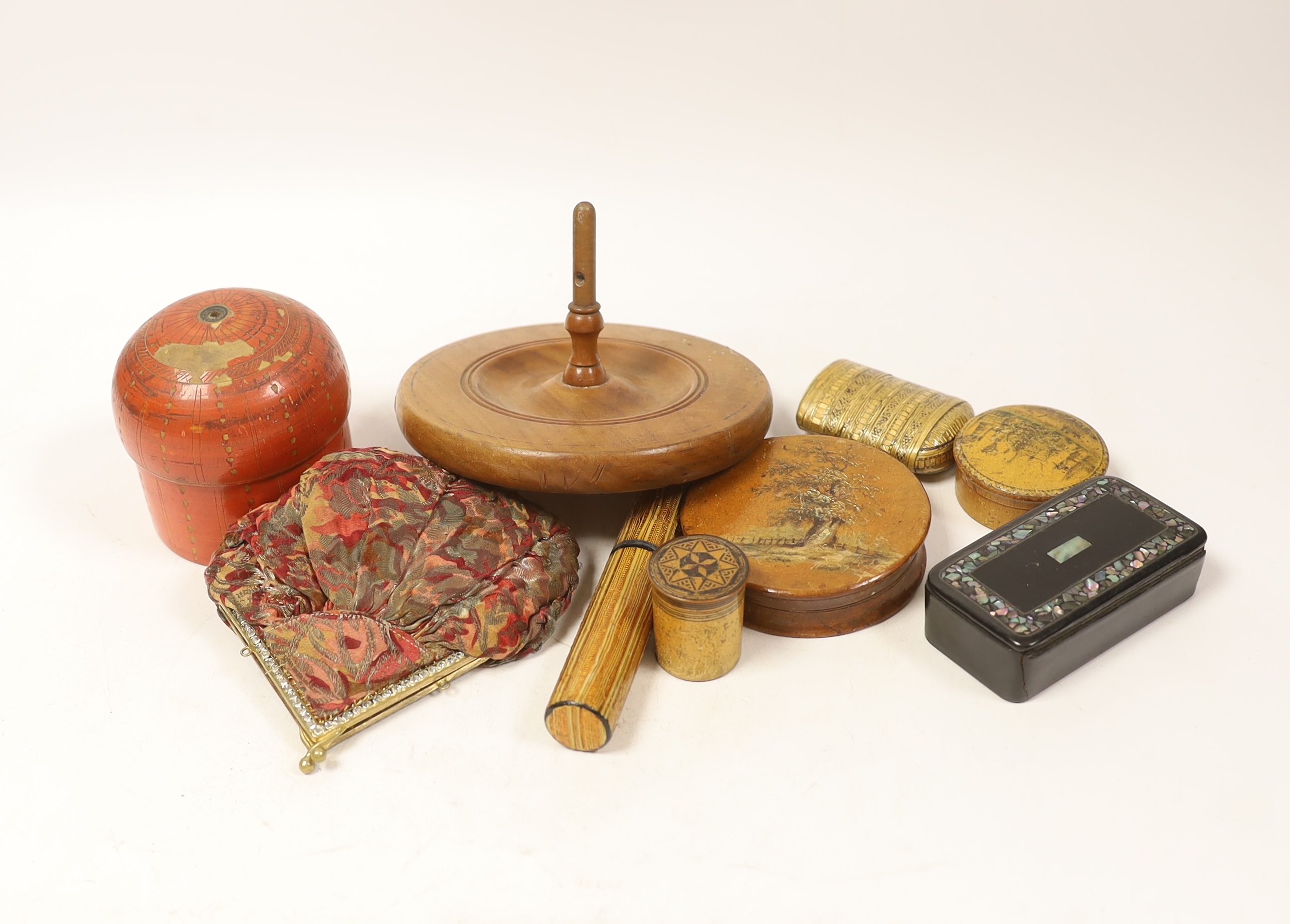 A treen spinning top, a Bezique scorer, a Brighton Pavilion souvenir, various boxes, a diamanté purse, etc., spinning top 14cm diameter (10)